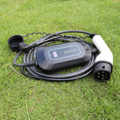 Rok 2013 Przenośny ładowarka 3.5kw AC 220V EV EVSE SAE J1772