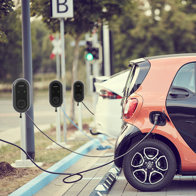 Ładowarka elektryczna typu 2 32A 3-fazowa dla przenośnego modelu Tesla 3 z częstotliwością sieci 50Hz±10Hz