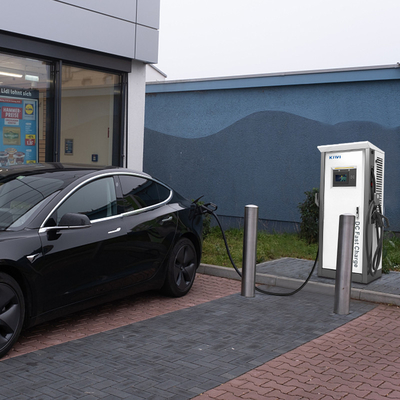 Szybkie ładowarki elektryczne Chademo typu 1