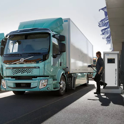 Stacja ładowania pojazdów elektrycznych typu CCS 1 odpowiednia do trójfazowego napięcia wejściowego AC 380V±20%