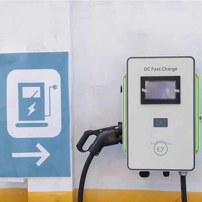 30kW szybkie ładowarka SmartDC EV z przełącznikiem częstotliwości sieci 50Hz±10Hz i przełącznikiem ochrony przed wyciekiem