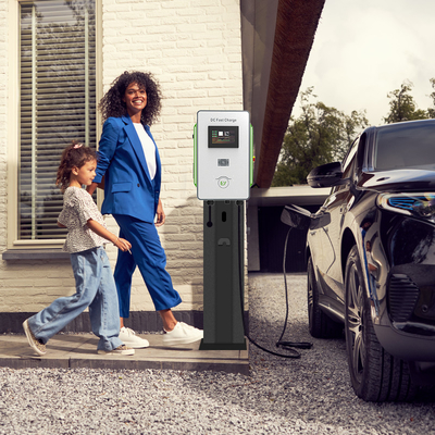 Ładowarka samochodów elektrycznych OEM Poziom 3 Na ścianie 30kW DC Szybkie ładowarka CCS1 CCS2 GB/T